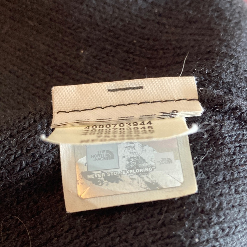 NORTH FACE X SUPREME Beanie - Picture 15 of 15